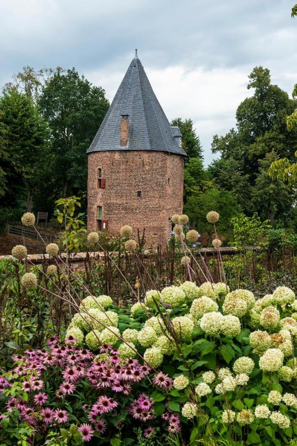 Kasteel Huis Bergh Hotel เอส-เฮียเรนแบร์ก ภายนอก รูปภาพ