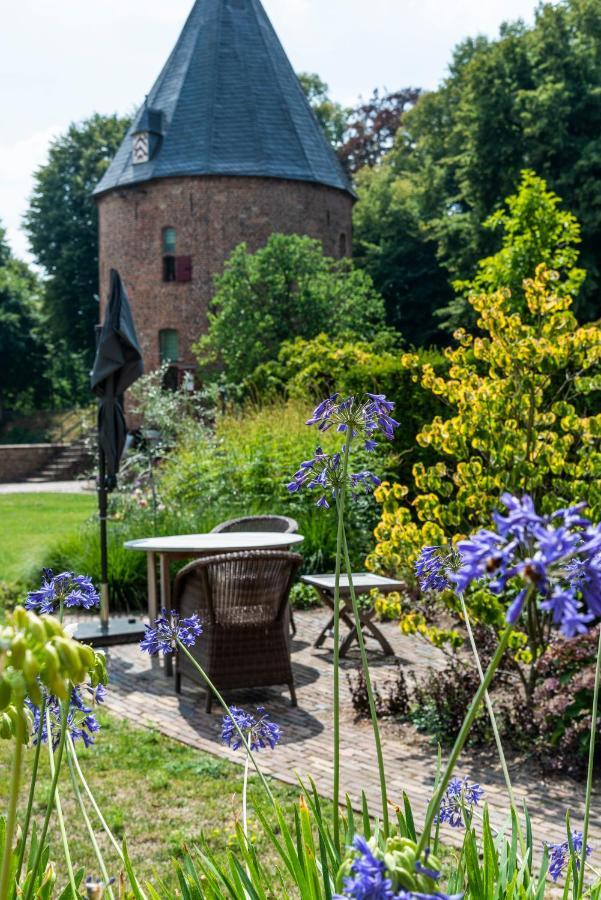 Kasteel Huis Bergh Hotel เอส-เฮียเรนแบร์ก ภายนอก รูปภาพ